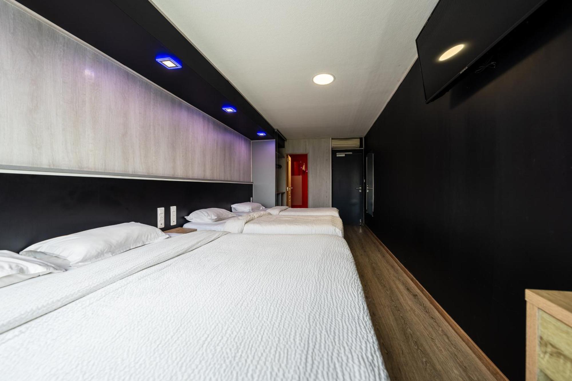 Hotel La Rocade 파미에 외부 사진